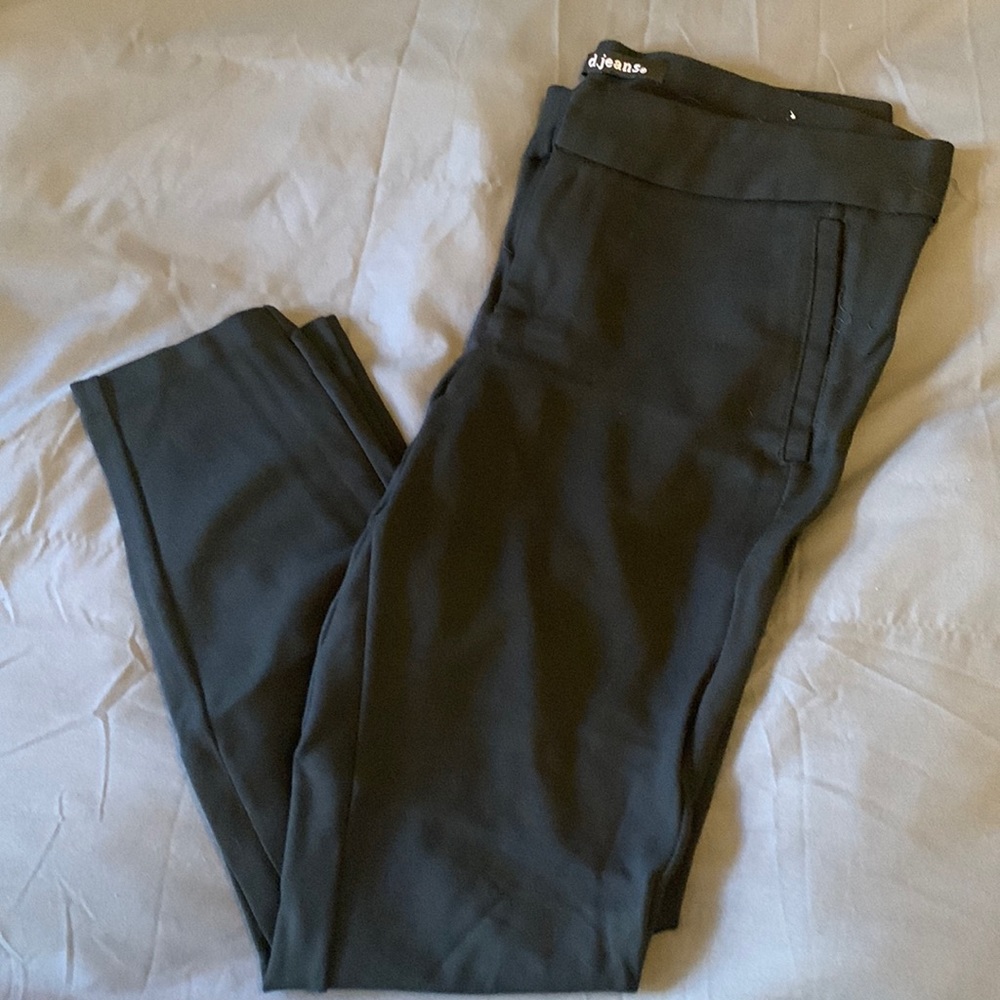 Ponte ankle pant